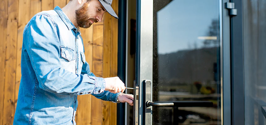 Frameless Glass Storefront Door Locks Replacement in Oak Hills, CA