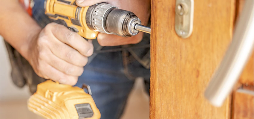 Emergency A1 Locksmith Services in Oak Hills, California