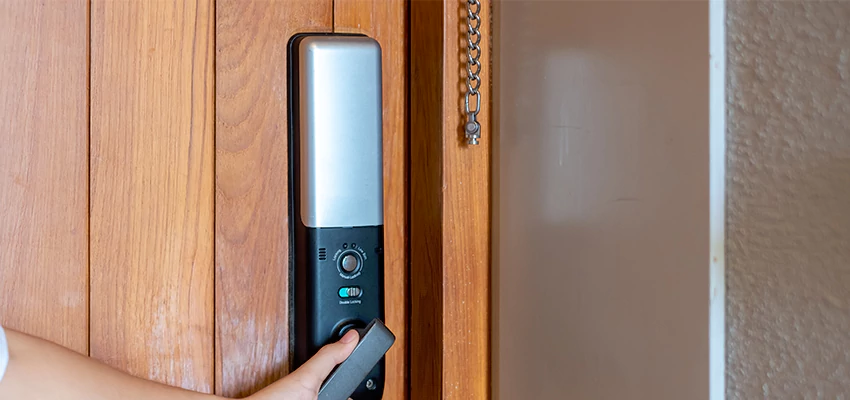 Home Security Electronic Locks Upgrades in Oak Hills, CA