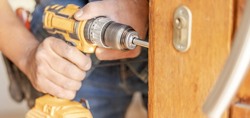 Eviction Locksmith in Oak Hills, California